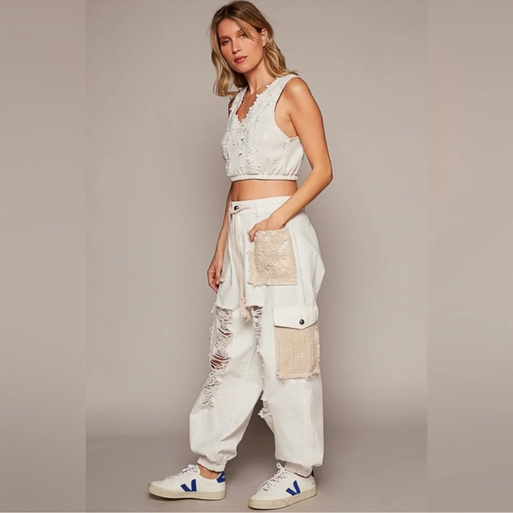 POL Women's Off-White Lace Joggers - Picture 2 of 9